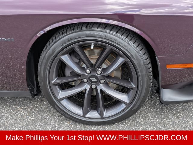 Certified 2021 Dodge Challenger R/T w/ Blacktop Package RWD image 10
