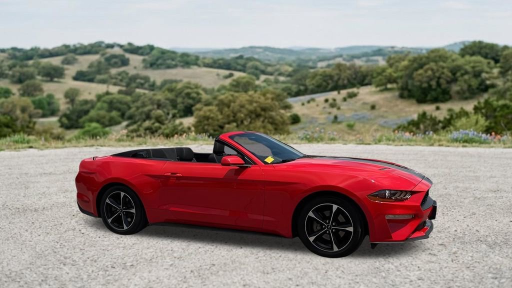 Used 2020 Ford Mustang Convertible RWD image 33