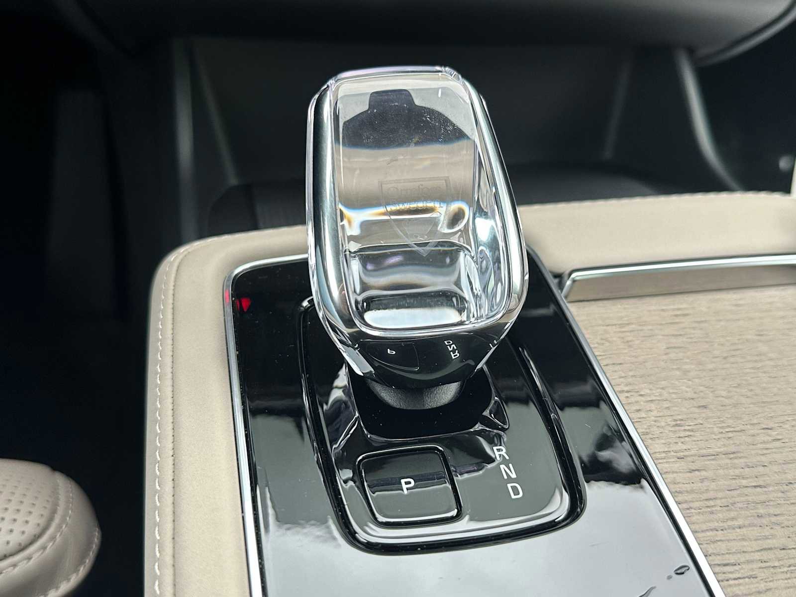 Certified 2025 Volvo XC90 T8 Ultra image 34