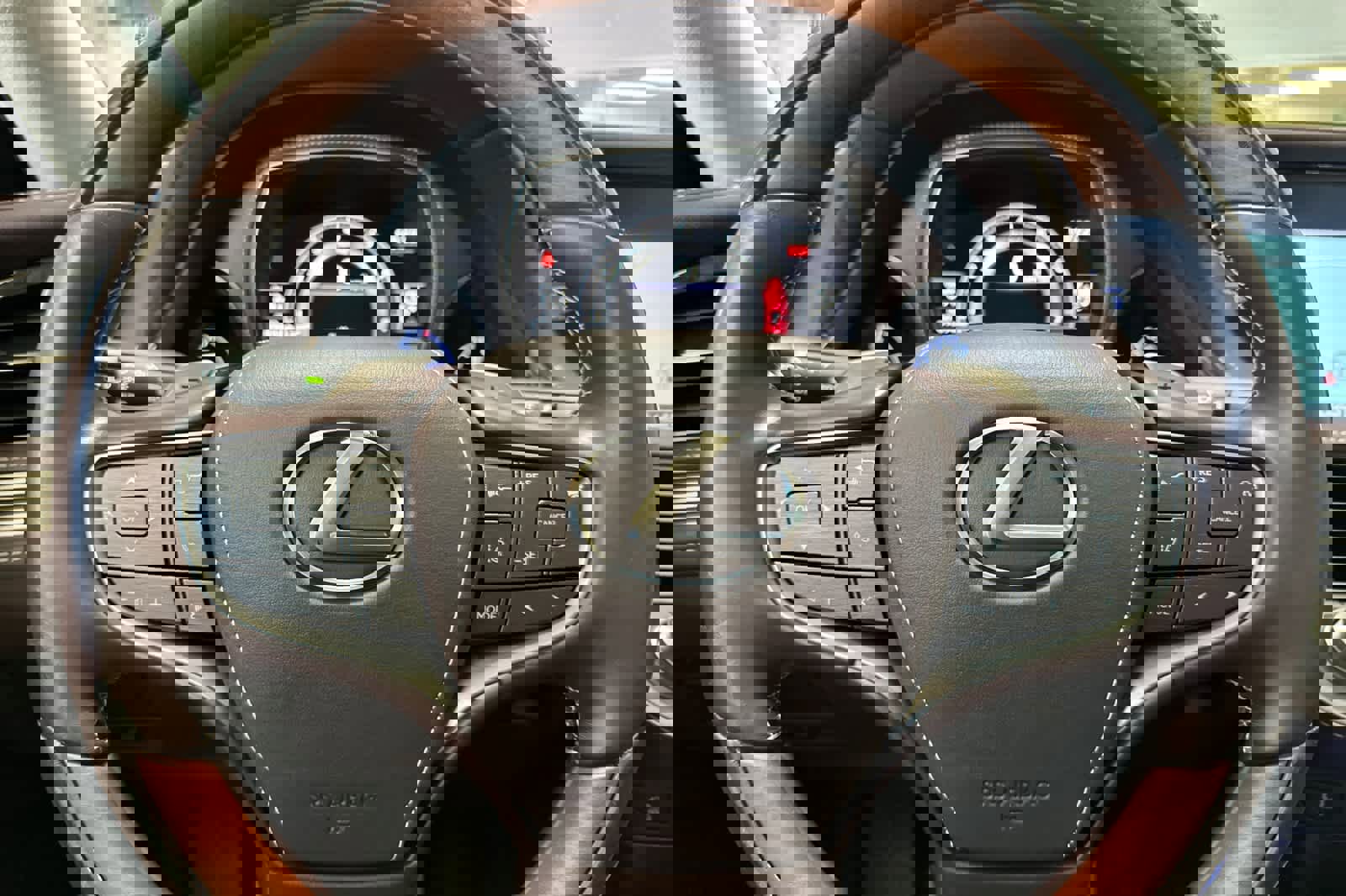 Used 2019 Lexus LS 500 w/ Interior Upgrade Package image 25