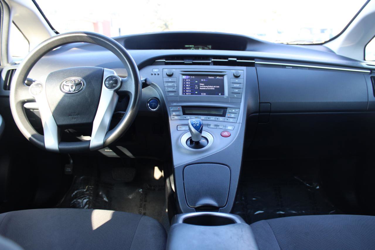 Used 2012 Toyota Prius Two image 10