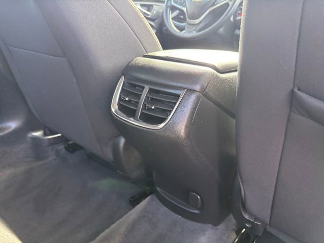 Used 2023 Chevrolet Malibu LT image 27