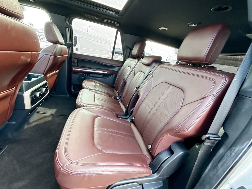 Used 2022 Ford Expedition Max Limited image 27