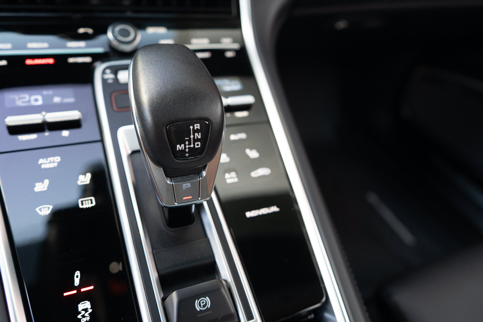 Used 2018 Porsche Panamera Turbo S AWD/4WD image 22