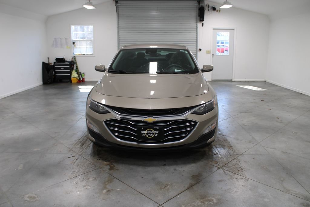 Used 2023 Chevrolet Malibu LT image 3