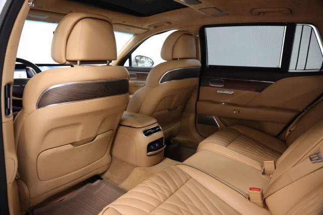 Used 2023 Genesis G90 3.5T AWD/4WD image 46