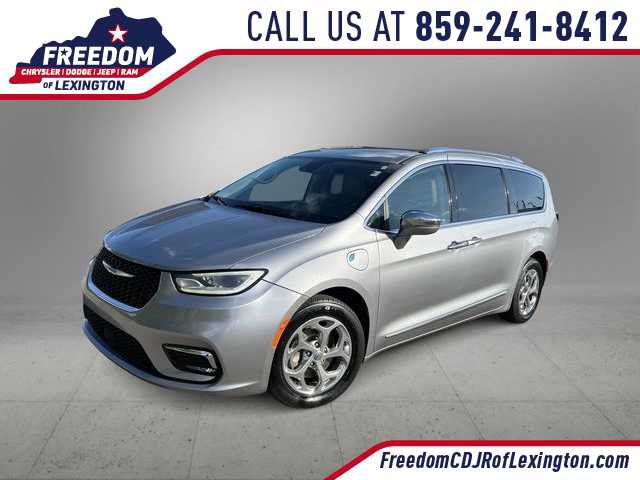 Used 2021 Chrysler Pacifica Limited FWD image 1