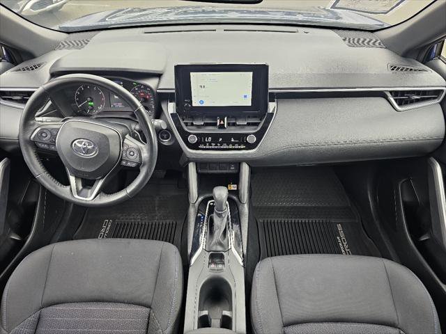 Used 2023 Toyota Corolla Cross AWD Hybrid image 4