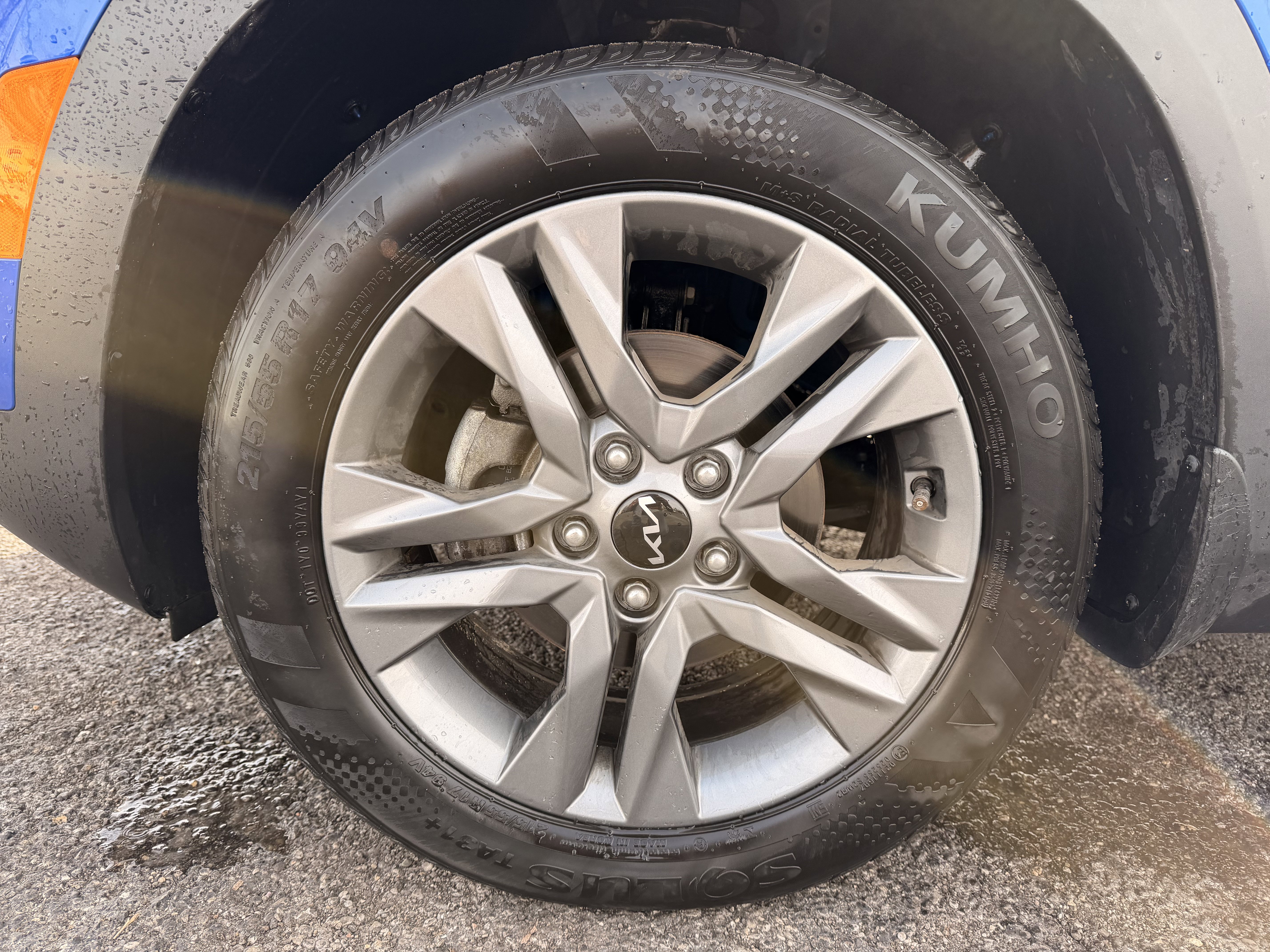 Used 2023 Kia Seltos S w/ Navigation Package image 9