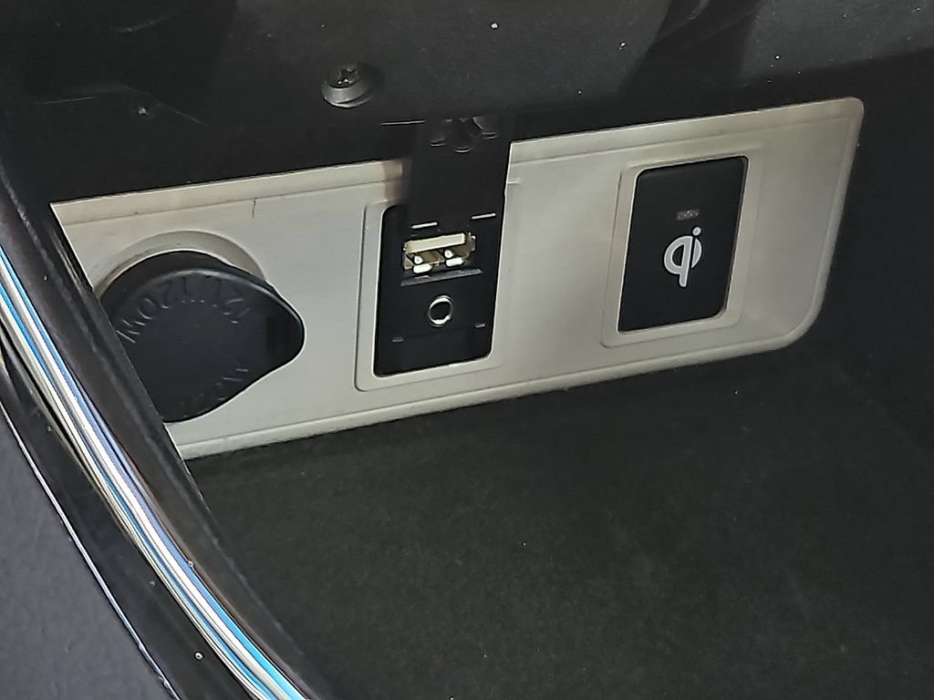 Used 2016 Toyota Avalon XLE Premium FWD image 20