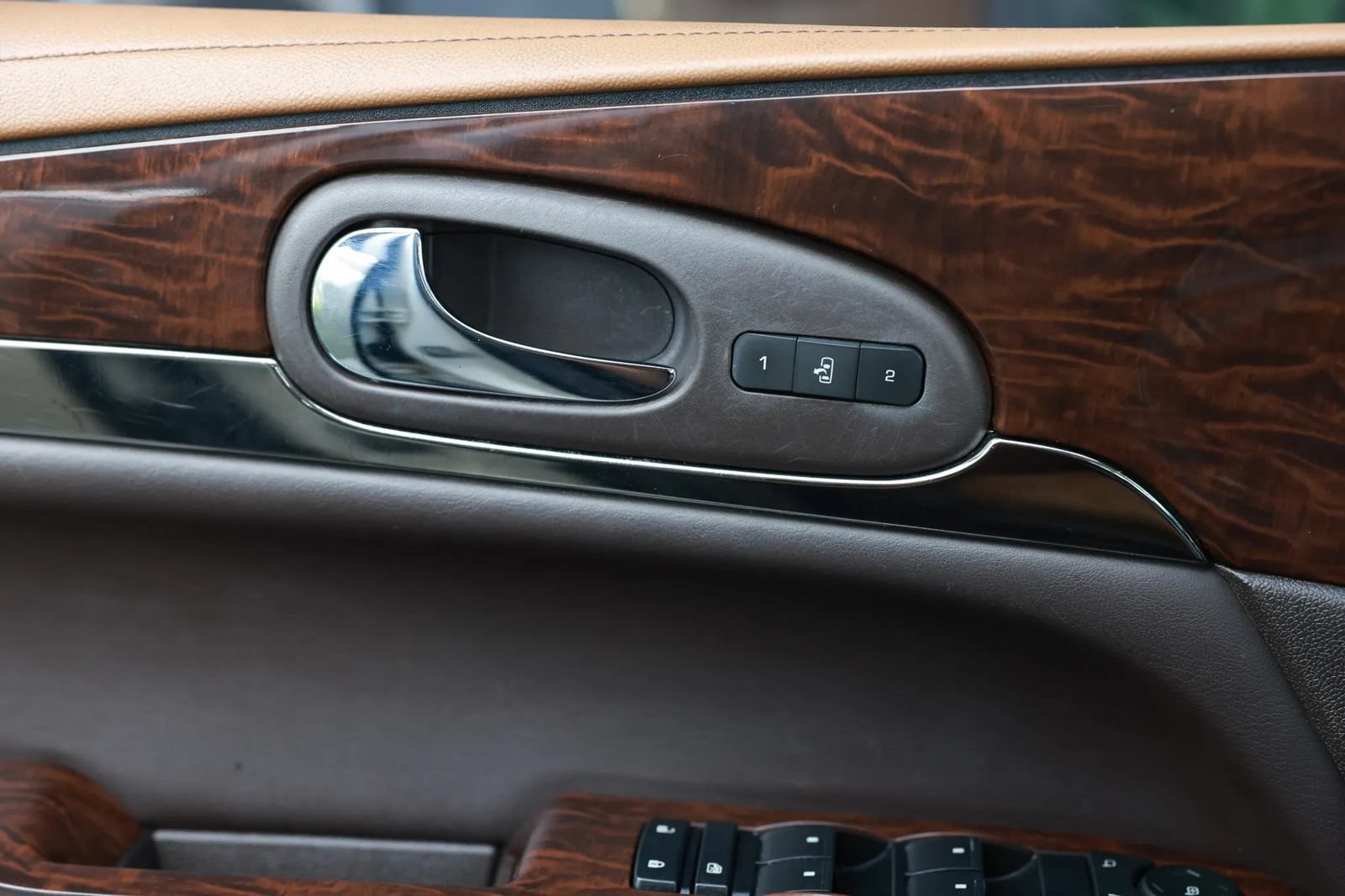 Used 2014 Buick Enclave Leather FWD image 45