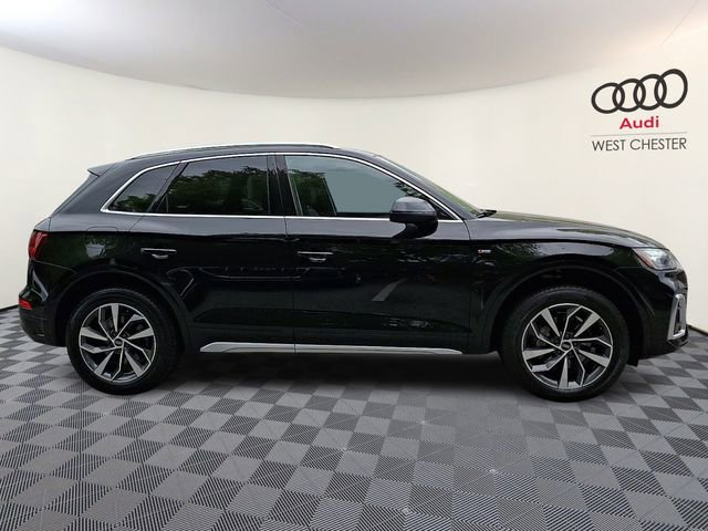Used 2023 Audi Q5 2.0T Premium Plus w/ Premium Plus Package AWD/4WD image 7