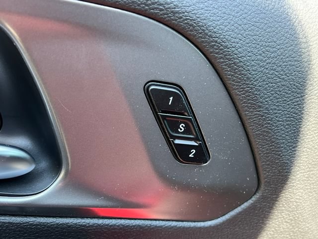 New 2026 Chrysler Pacifica Select FWD image 14