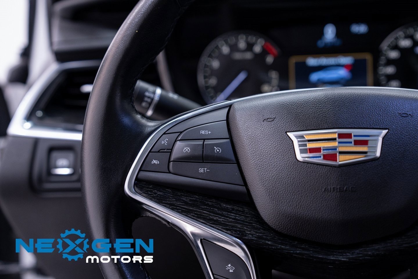 Used 2021 Cadillac XT5 Premium Luxury image 22