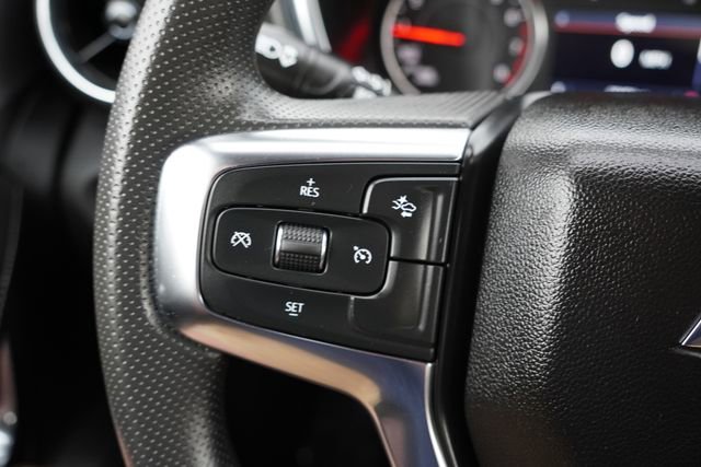 Used 2025 Chevrolet Blazer LT AWD/4WD image 29