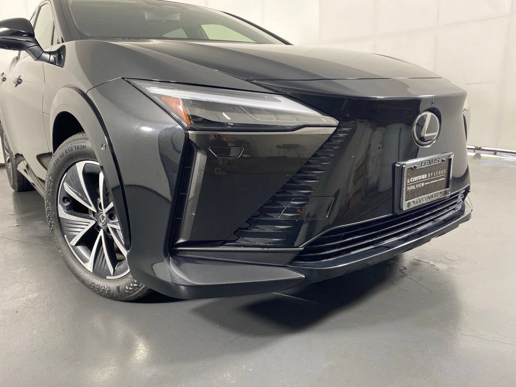 Certified 2023 Lexus RZ 450e Premium w/ Technology Package AWD/4WD image 4