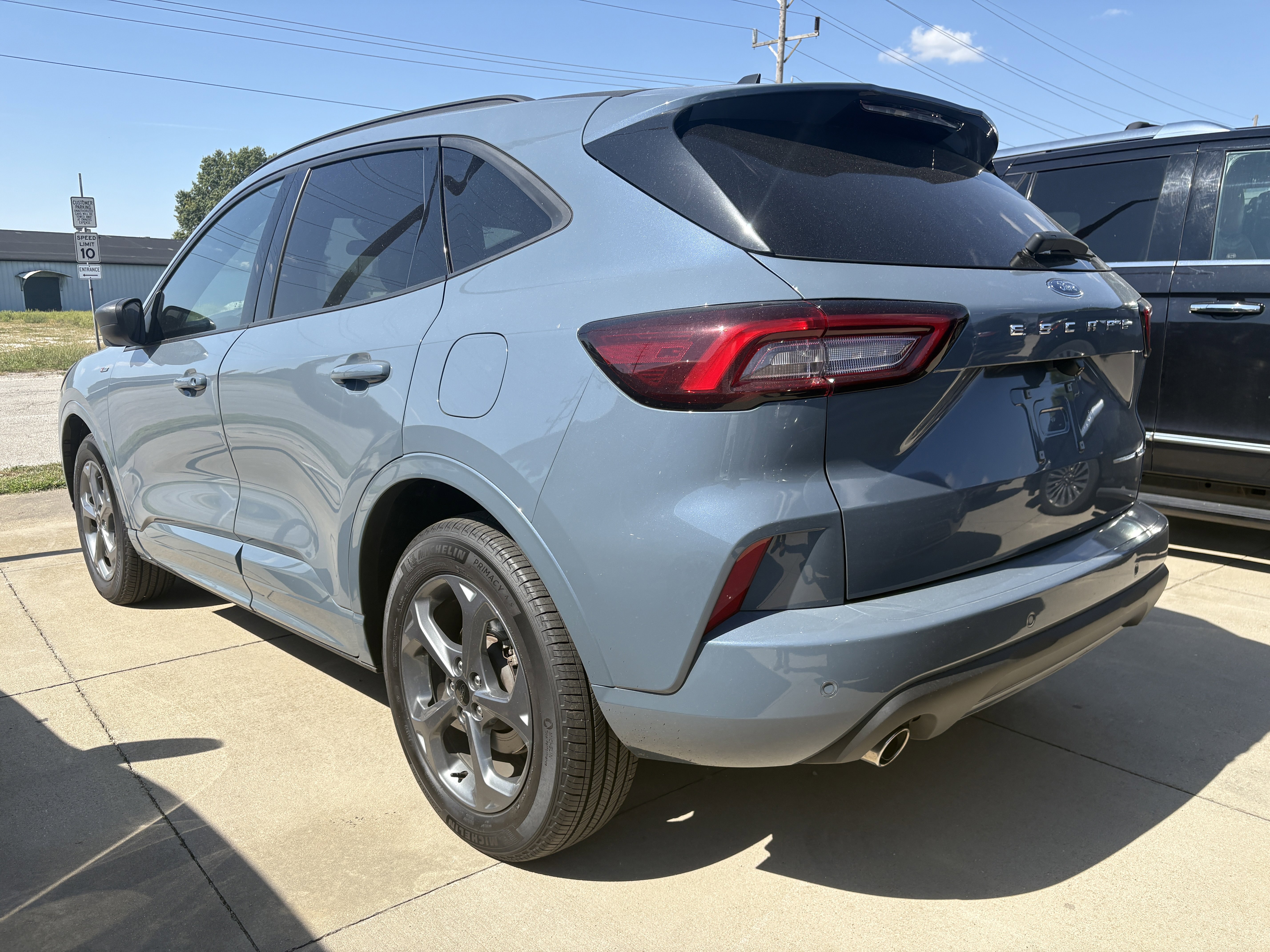 Used 2023 Ford Escape ST-Line w/ Tech Pack #1 image 3