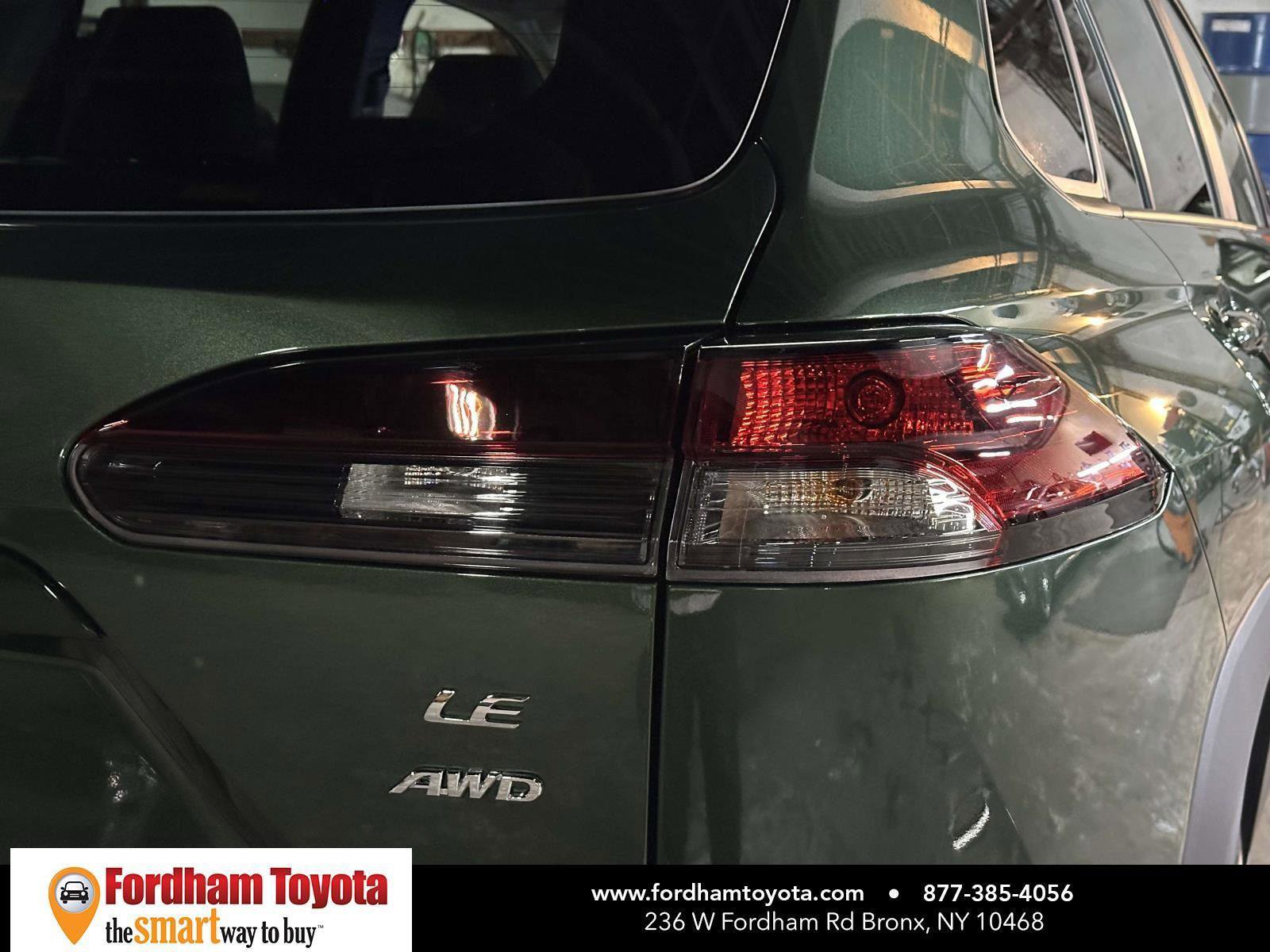 Certified 2026 Toyota Corolla Cross LE AWD/4WD image 12