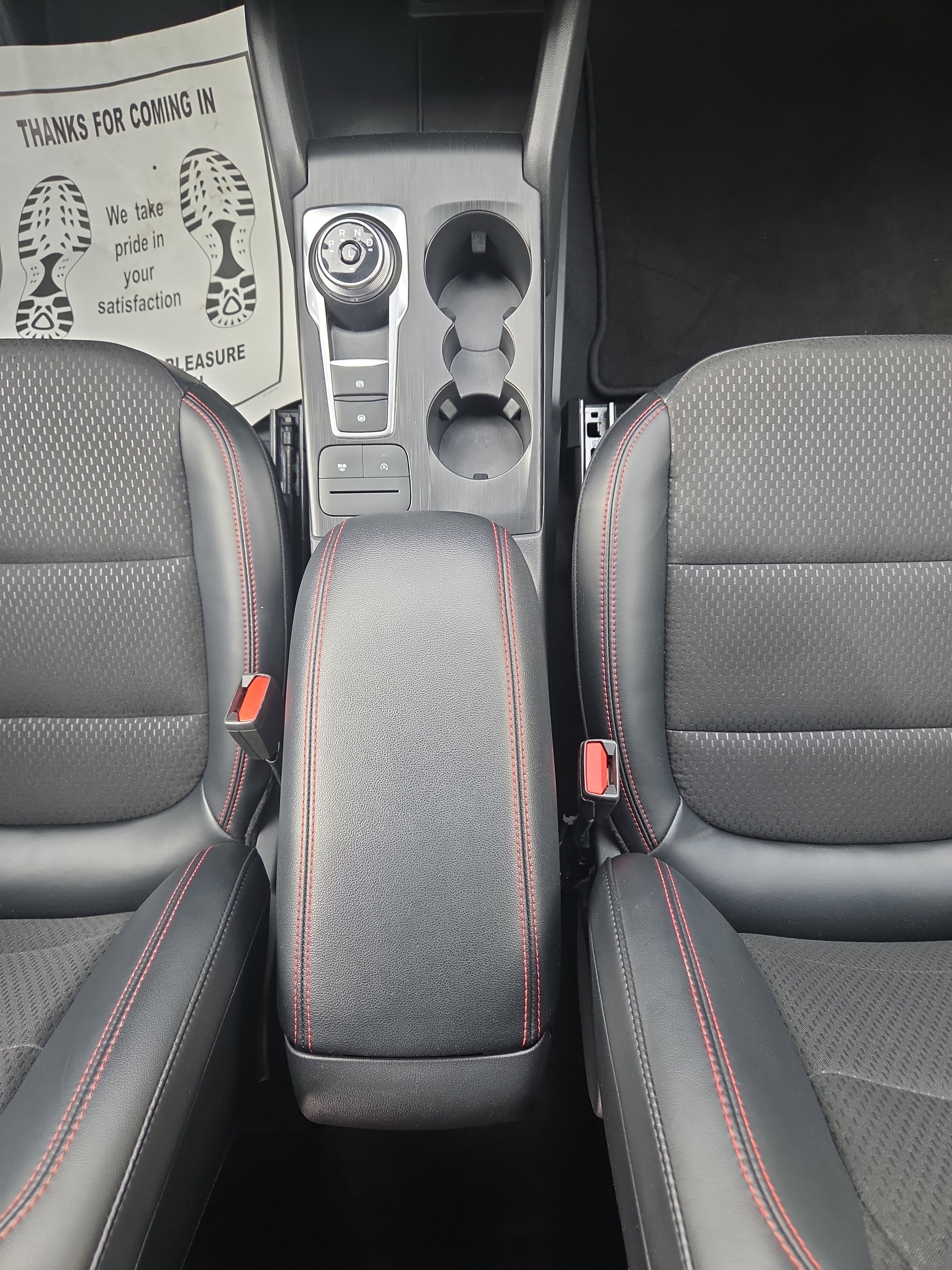 Used 2025 Ford Escape ST-Line image 14