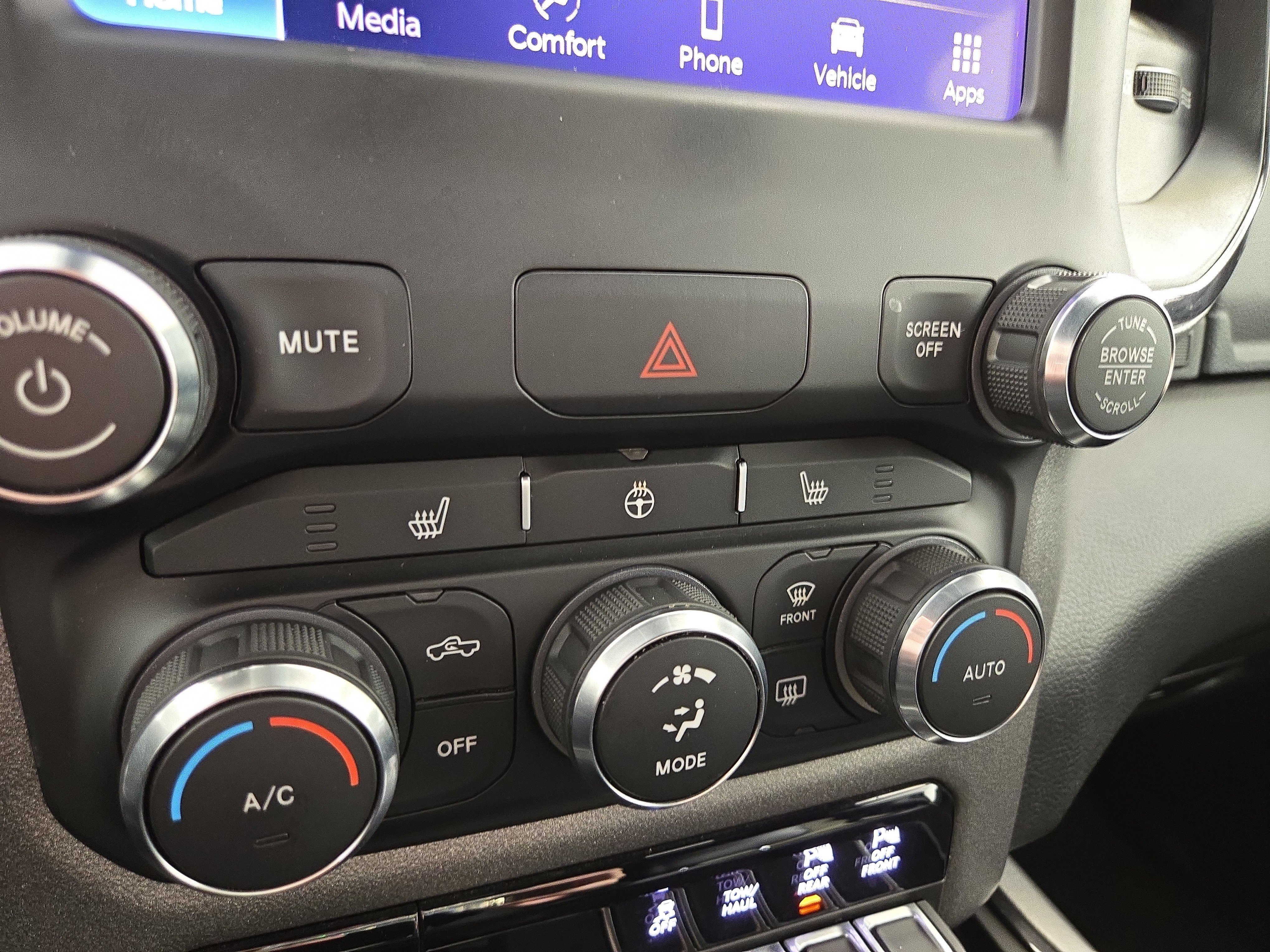 Used 2023 RAM 1500 Big Horn image 26