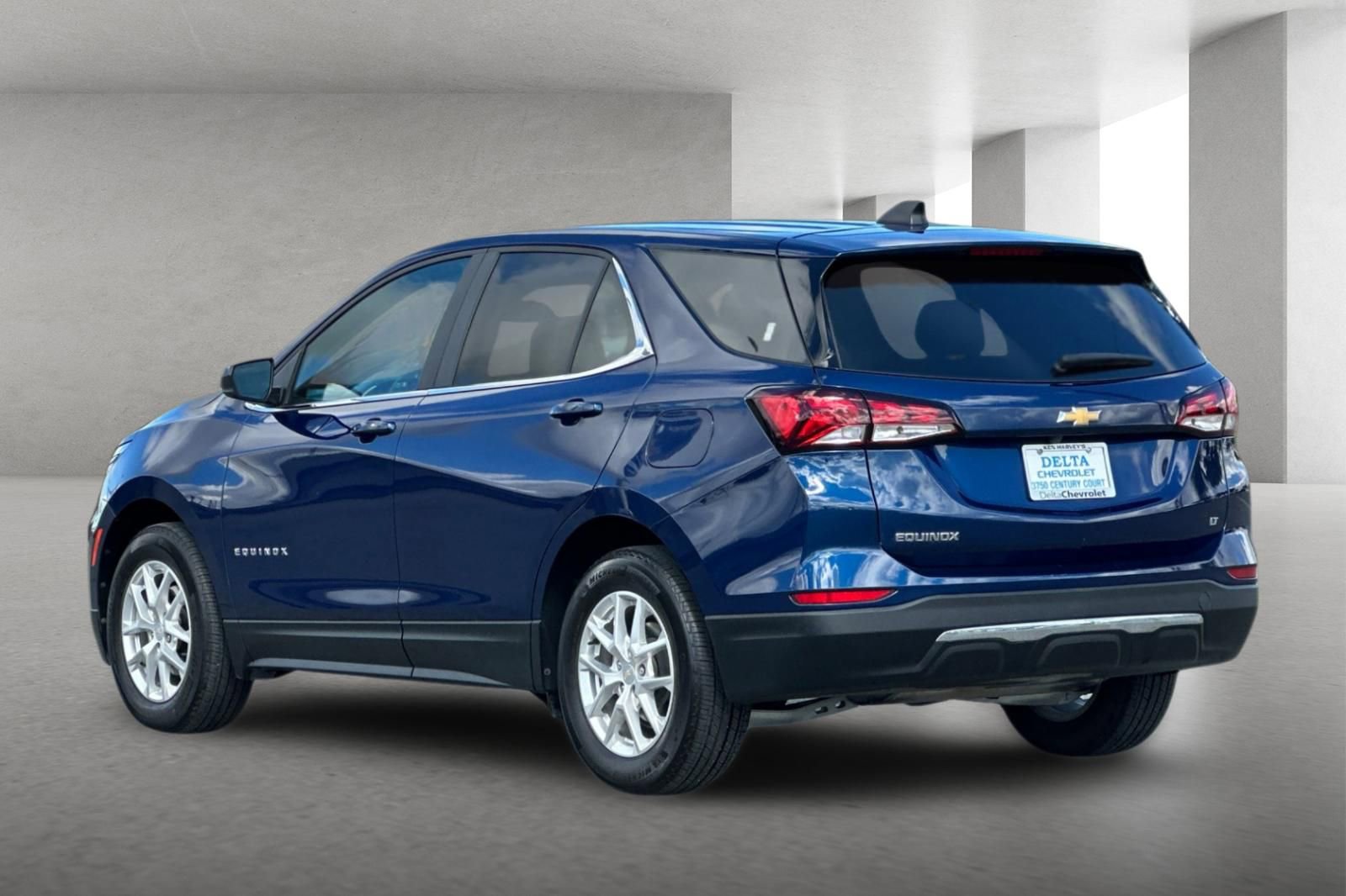 Used 2022 Chevrolet Equinox LT FWD image 6