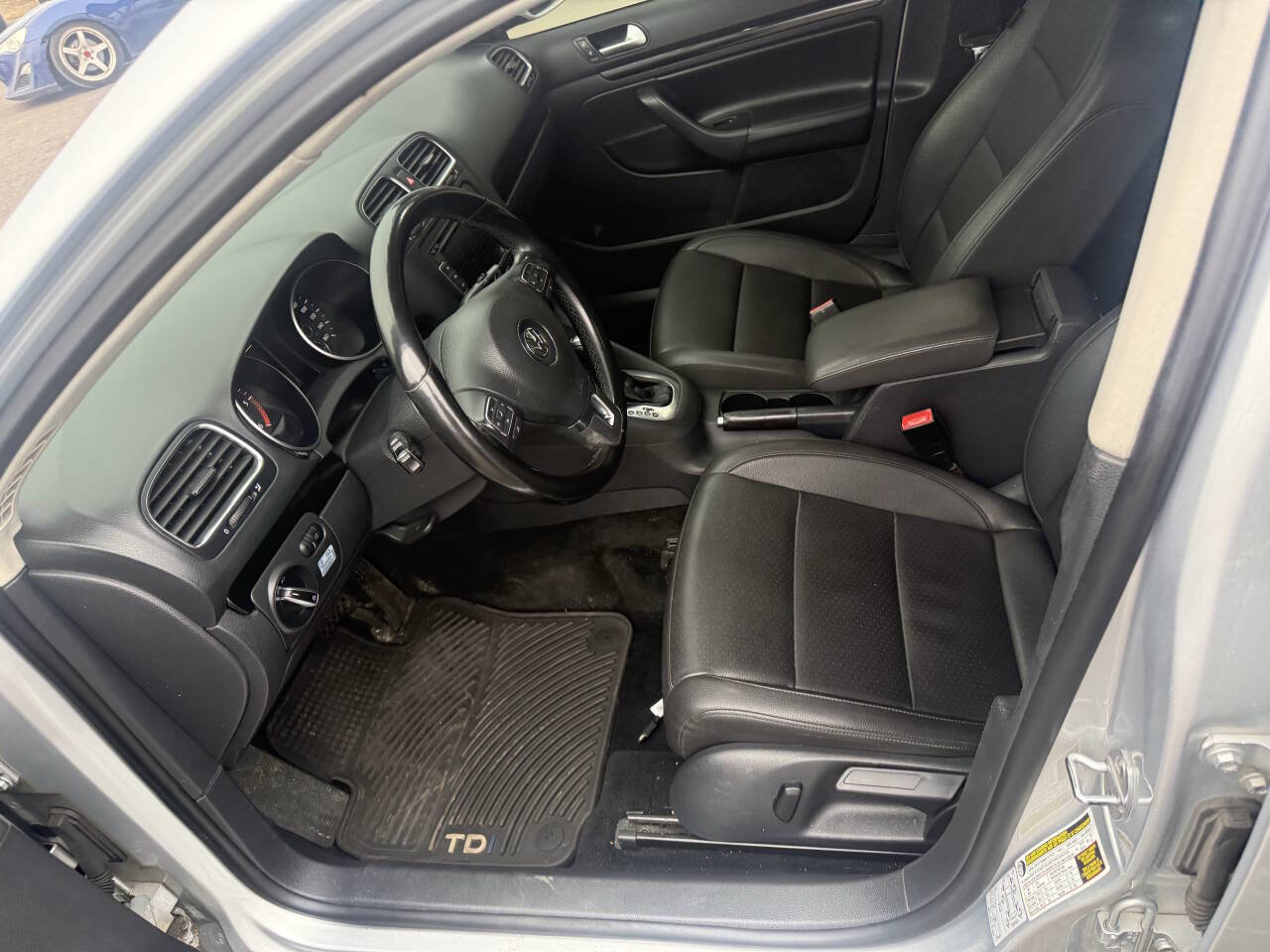 Used 2013 Volkswagen Jetta TDI image 19