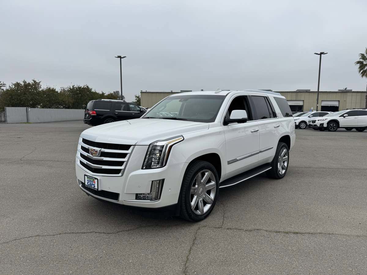 Used 2017 Cadillac Escalade Luxury image 5