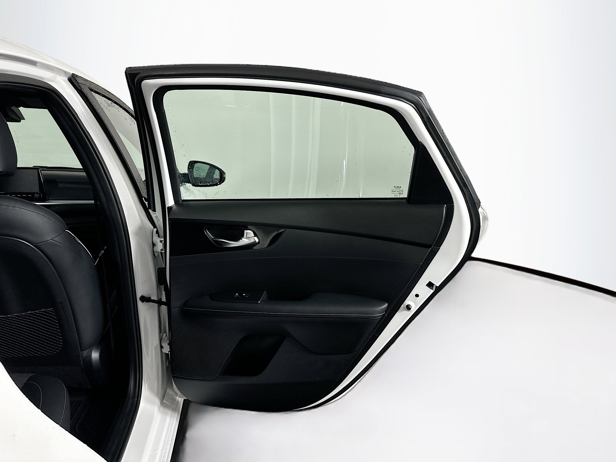 Used 2024 Kia Forte GT-Line image 29