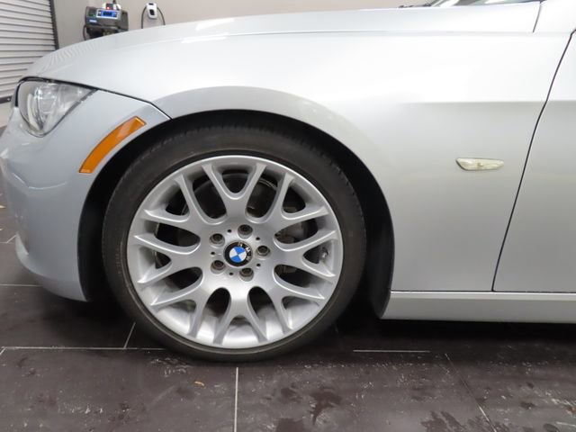 Used 2009 BMW 328i Convertible image 14
