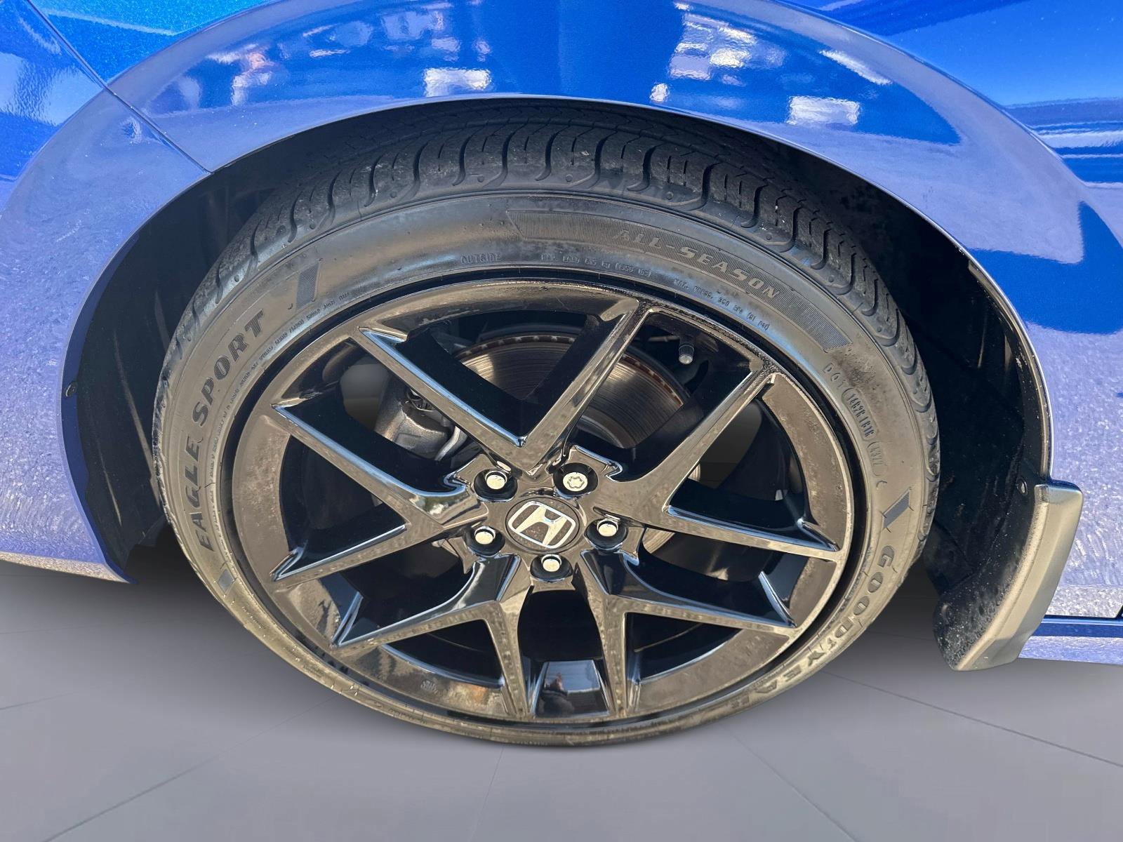 Used 2023 Honda Civic Sport image 11