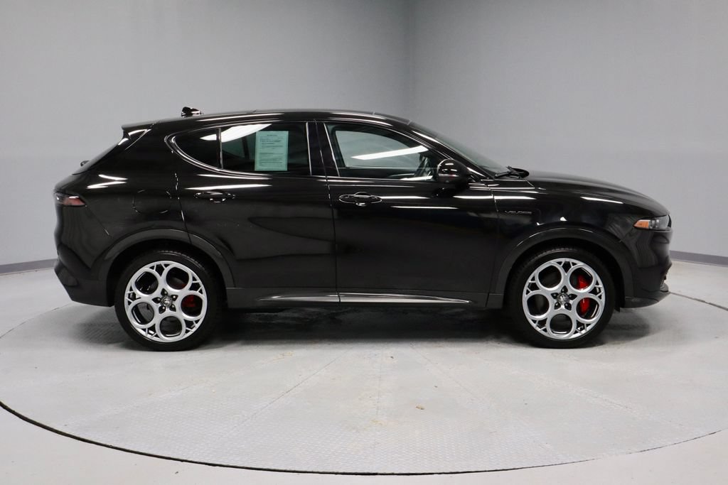 Used 2024 Alfa Romeo Tonale Veloce AWD/4WD image 14