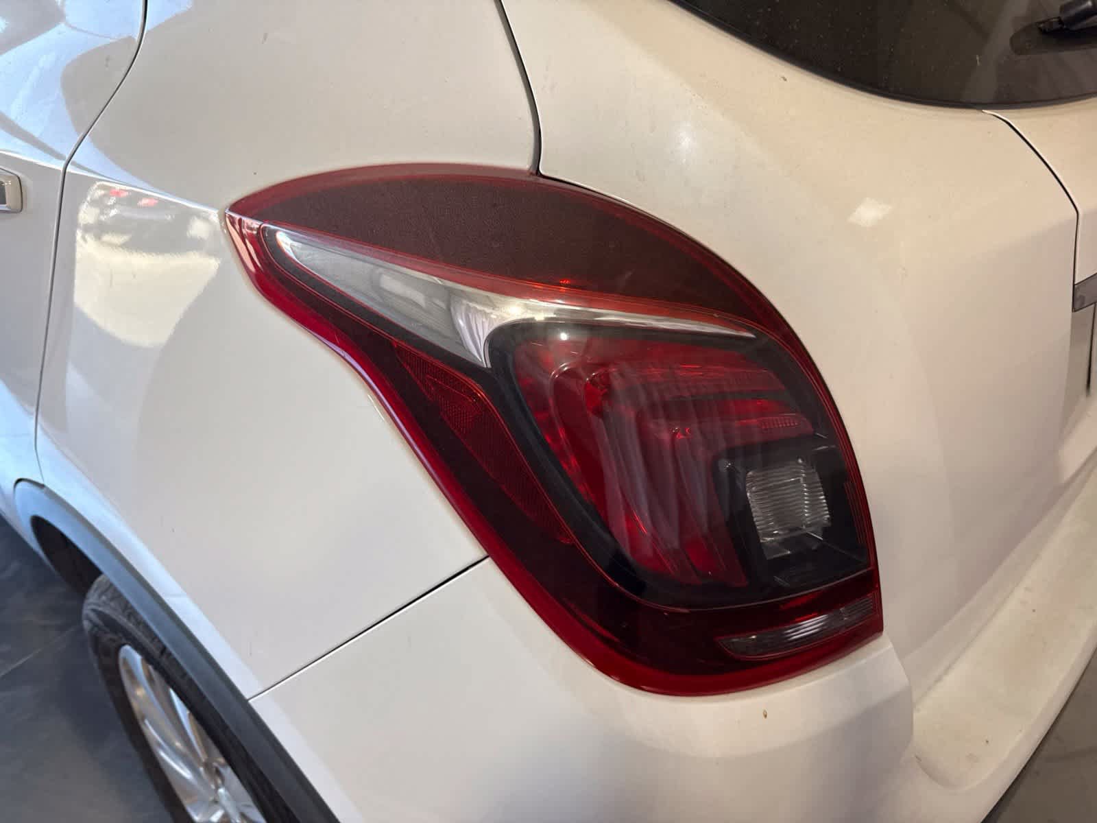 Used 2020 Buick Encore Preferred FWD image 13