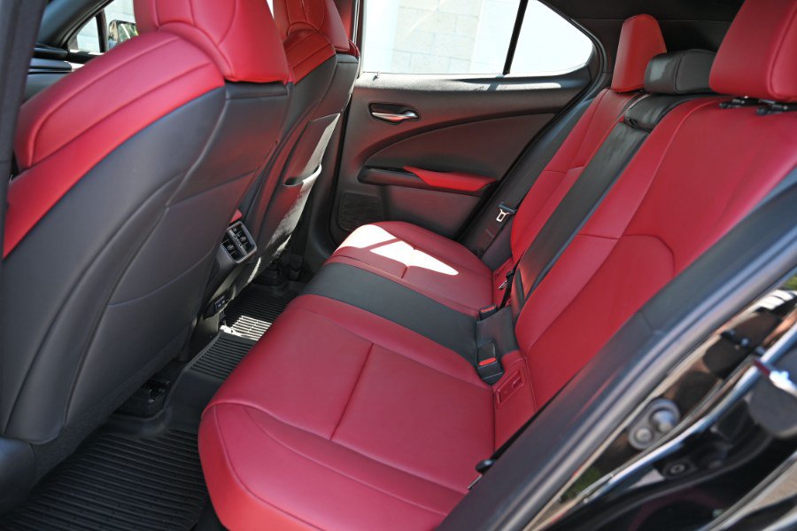 Used 2021 Lexus UX 250h F Sport w/ F Sport Premium Package AWD/4WD image 20