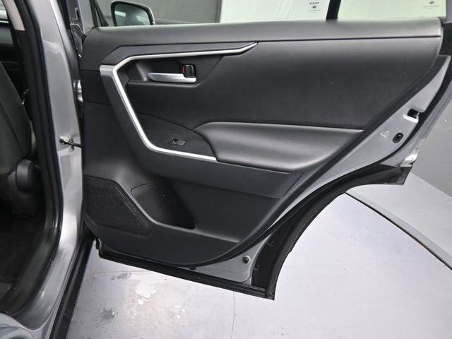 Used 2025 Toyota RAV4 XLE image 13