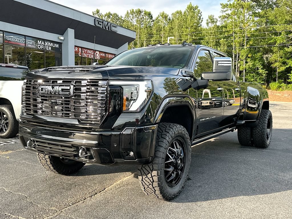 New 2026 GMC Sierra 3500 Denali Ultimate AWD/4WD image 1