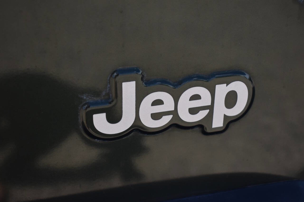 Used 1998 Jeep Wrangler Sport image 13