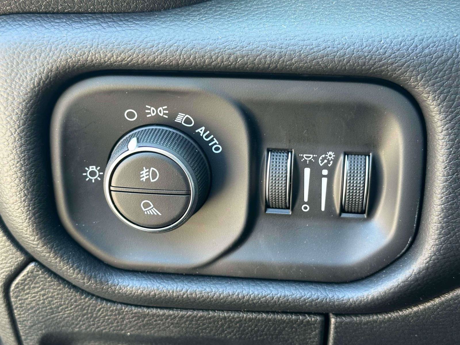 Used 2026 RAM 1500 Laramie w/ Night Edition AWD/4WD image 20