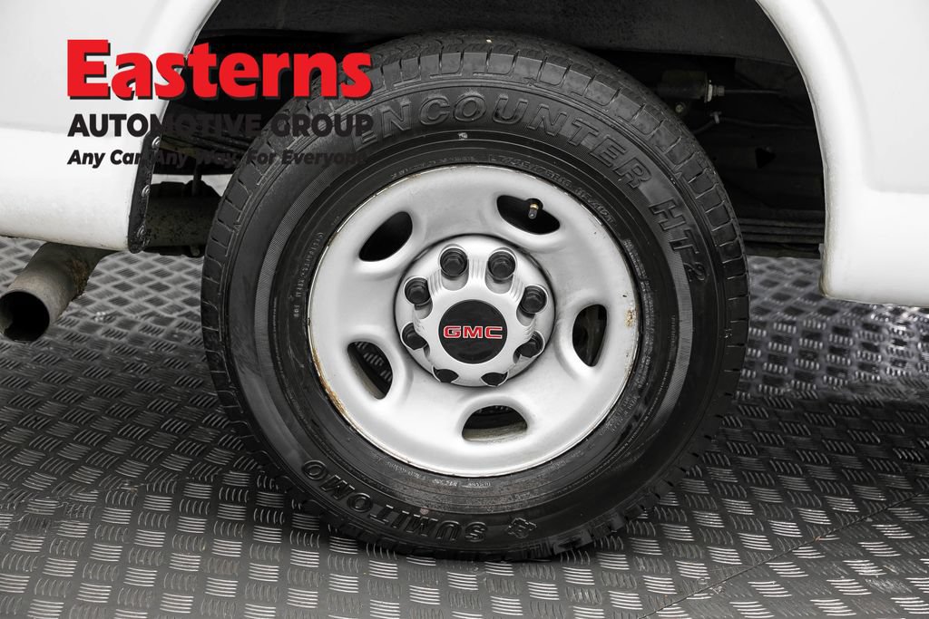 Used 2022 GMC Savana 2500 RWD image 24