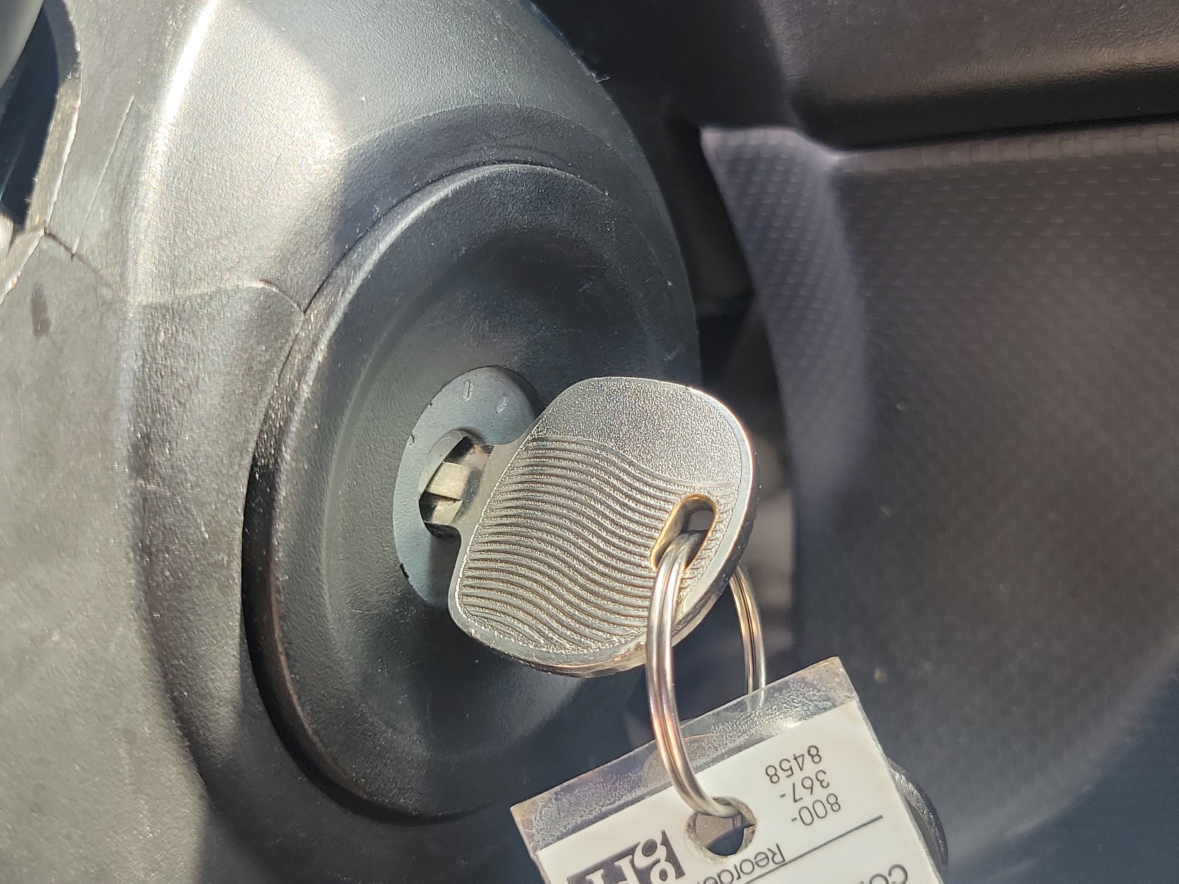 Used 2024 Isuzu NPR image 17