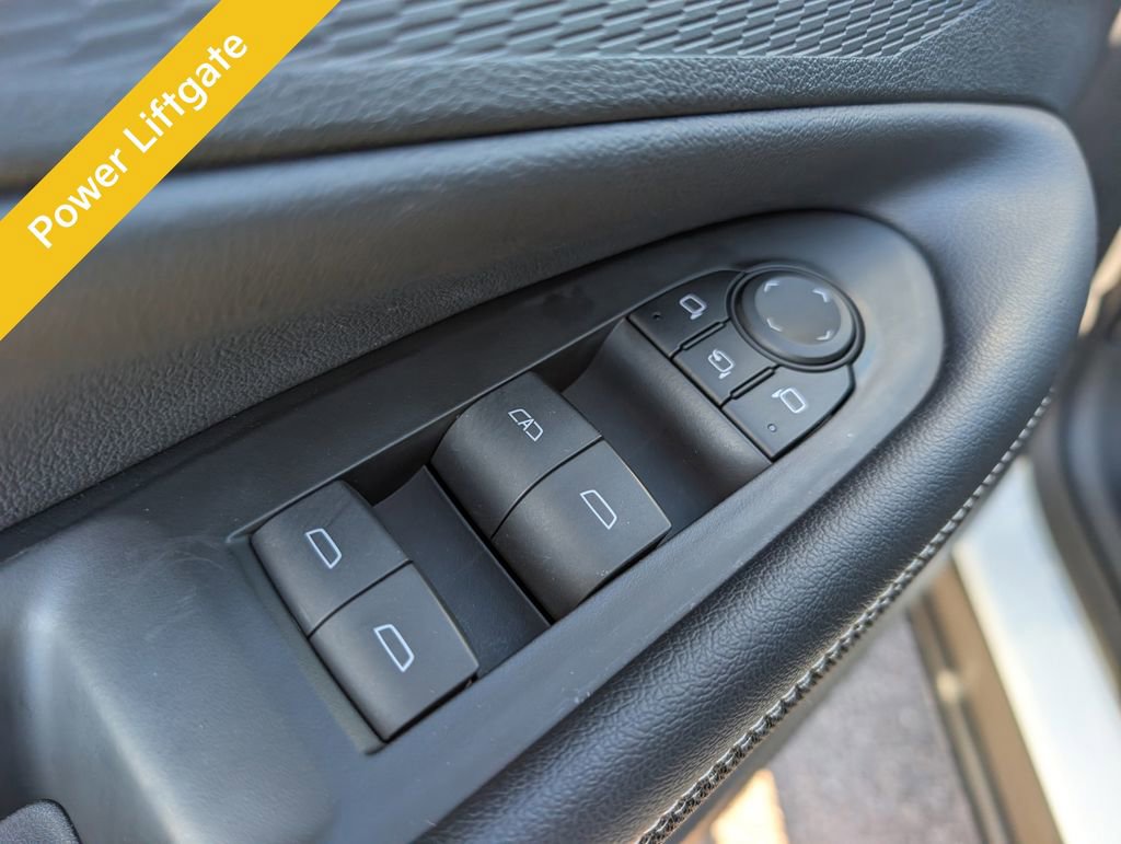 Used 2025 Chevrolet Blazer EV LT image 12