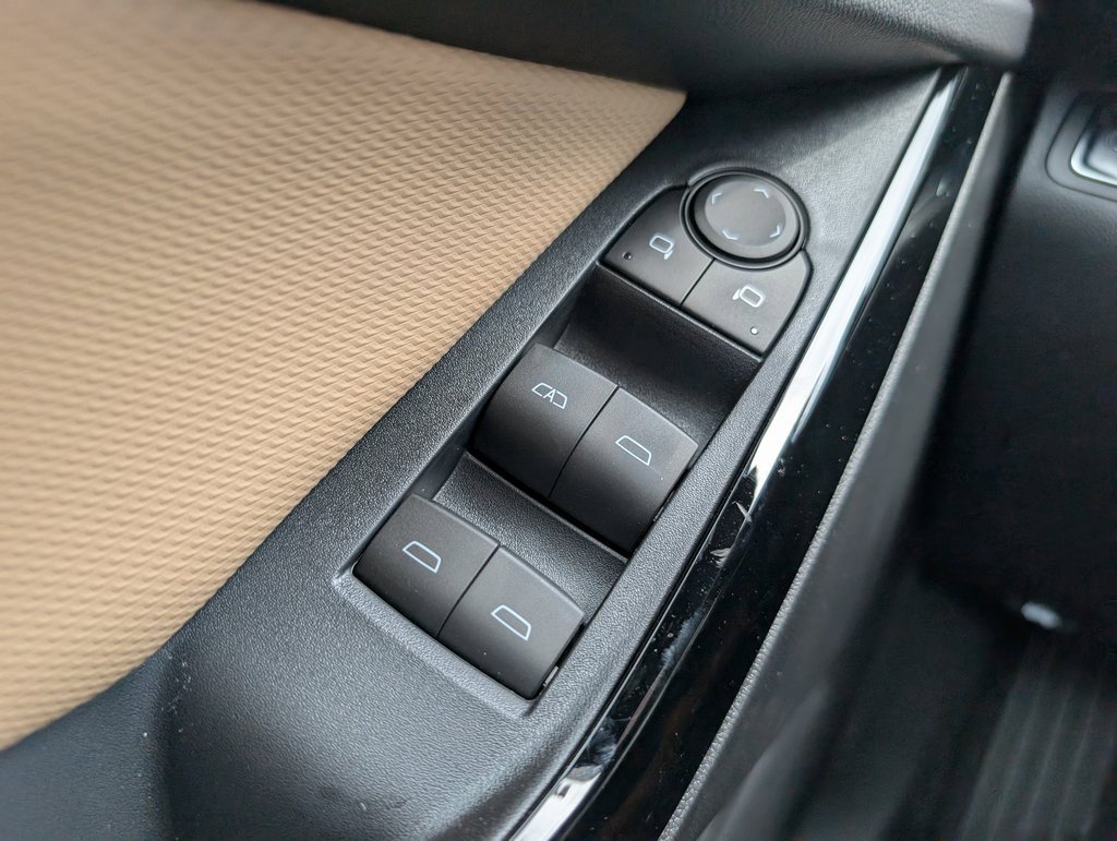 New 2026 Chevrolet Equinox ACTIV image 19