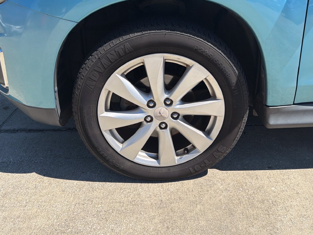 Used 2013 Mitsubishi Outlander Sport SE FWD image 11