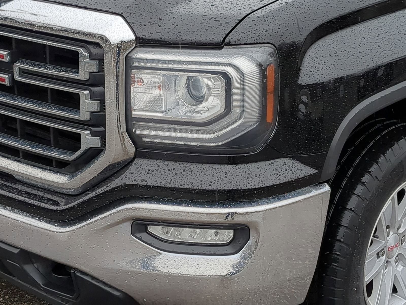 Used 2019 GMC Sierra 1500 SLE w/ SLE Value Package AWD/4WD image 15