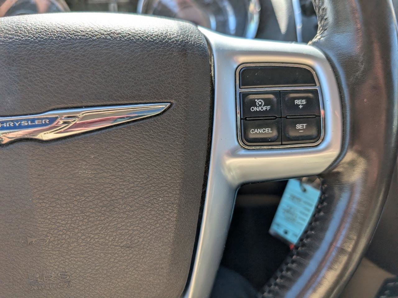 Used 2011 Chrysler Town & Country Limited w/ Trailer Tow Group image 17