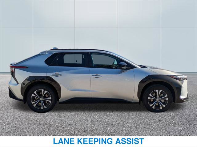 Used 2025 Toyota bZ4X FWD image 6