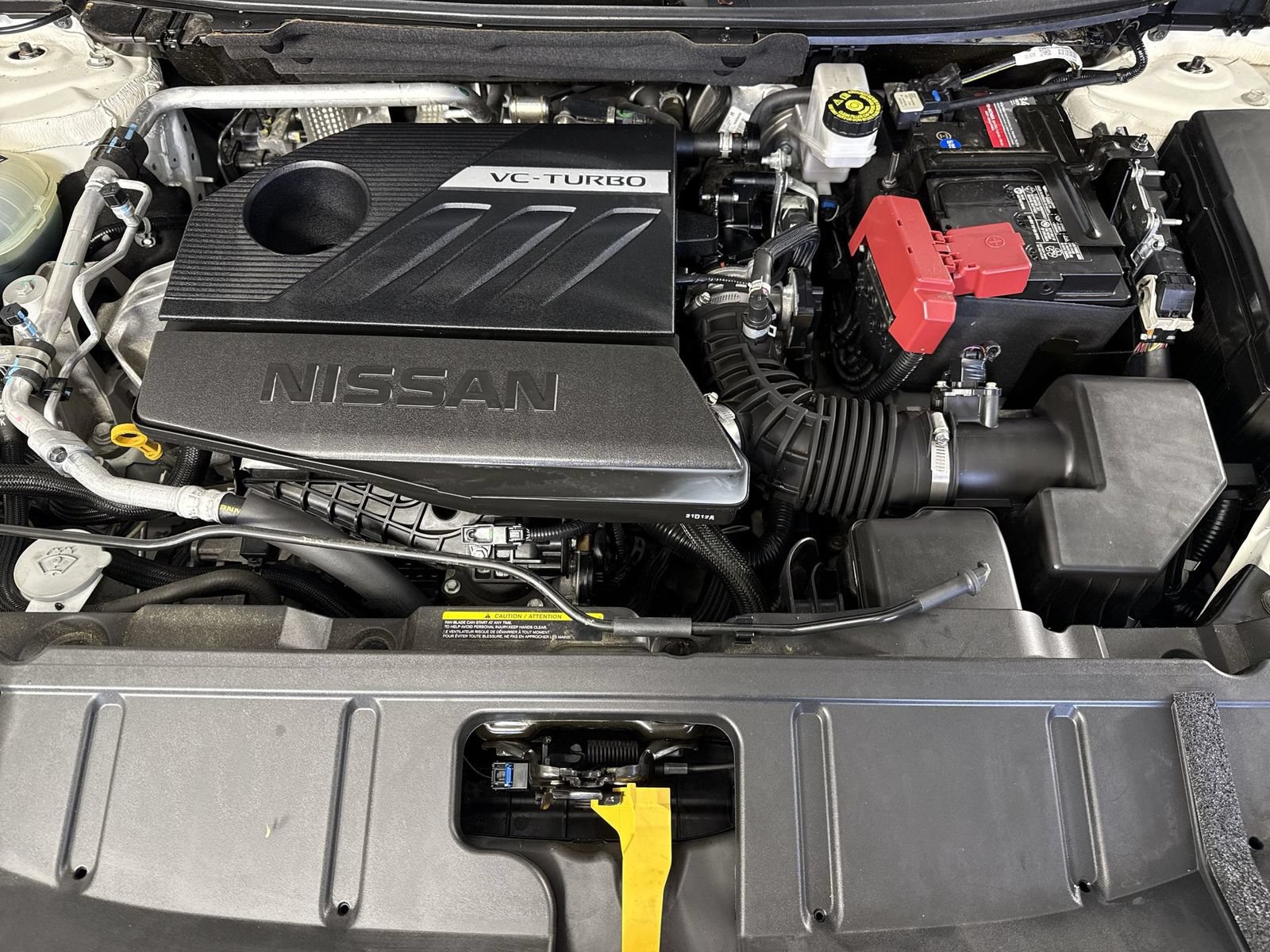 Used 2023 Nissan Rogue S AWD/4WD image 26