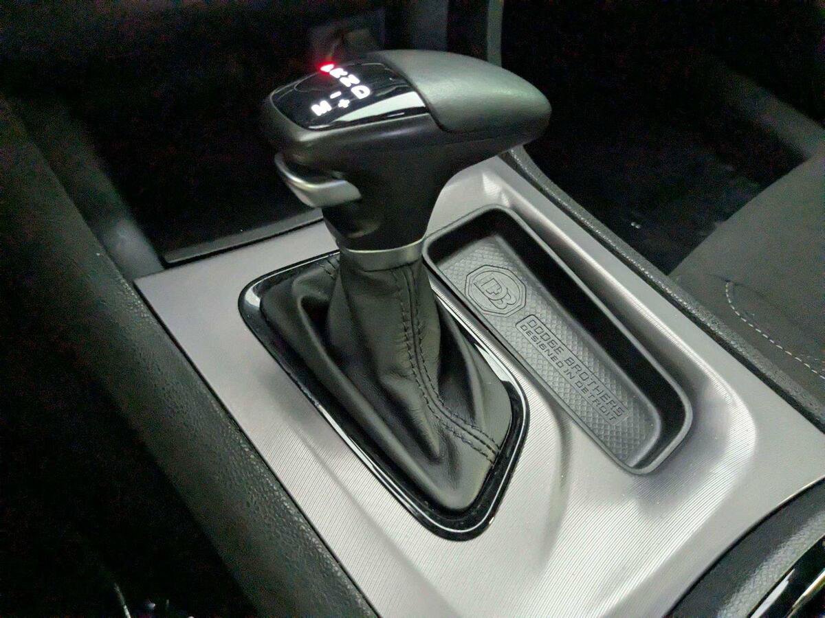 Used 2023 Dodge Charger SXT w/ Blacktop Package AWD/4WD image 23