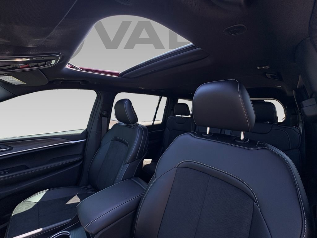 New 2026 Jeep Grand Cherokee L 4WD image 6