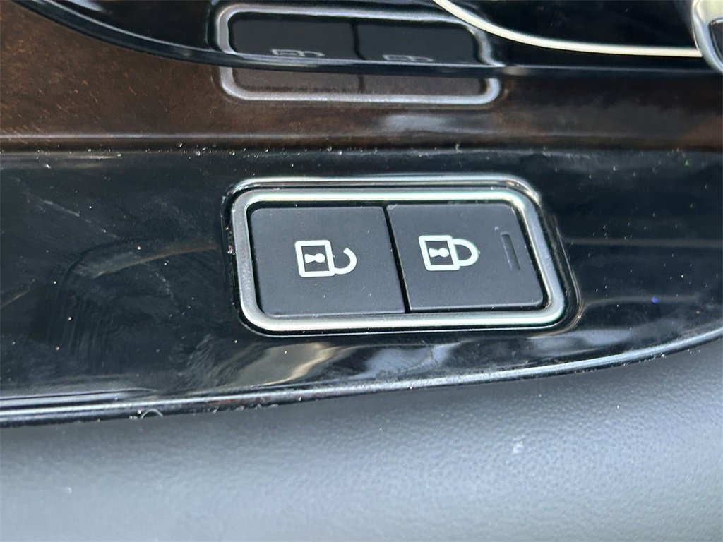 Used 2022 Land Rover Range Rover Westminster Edition image 32