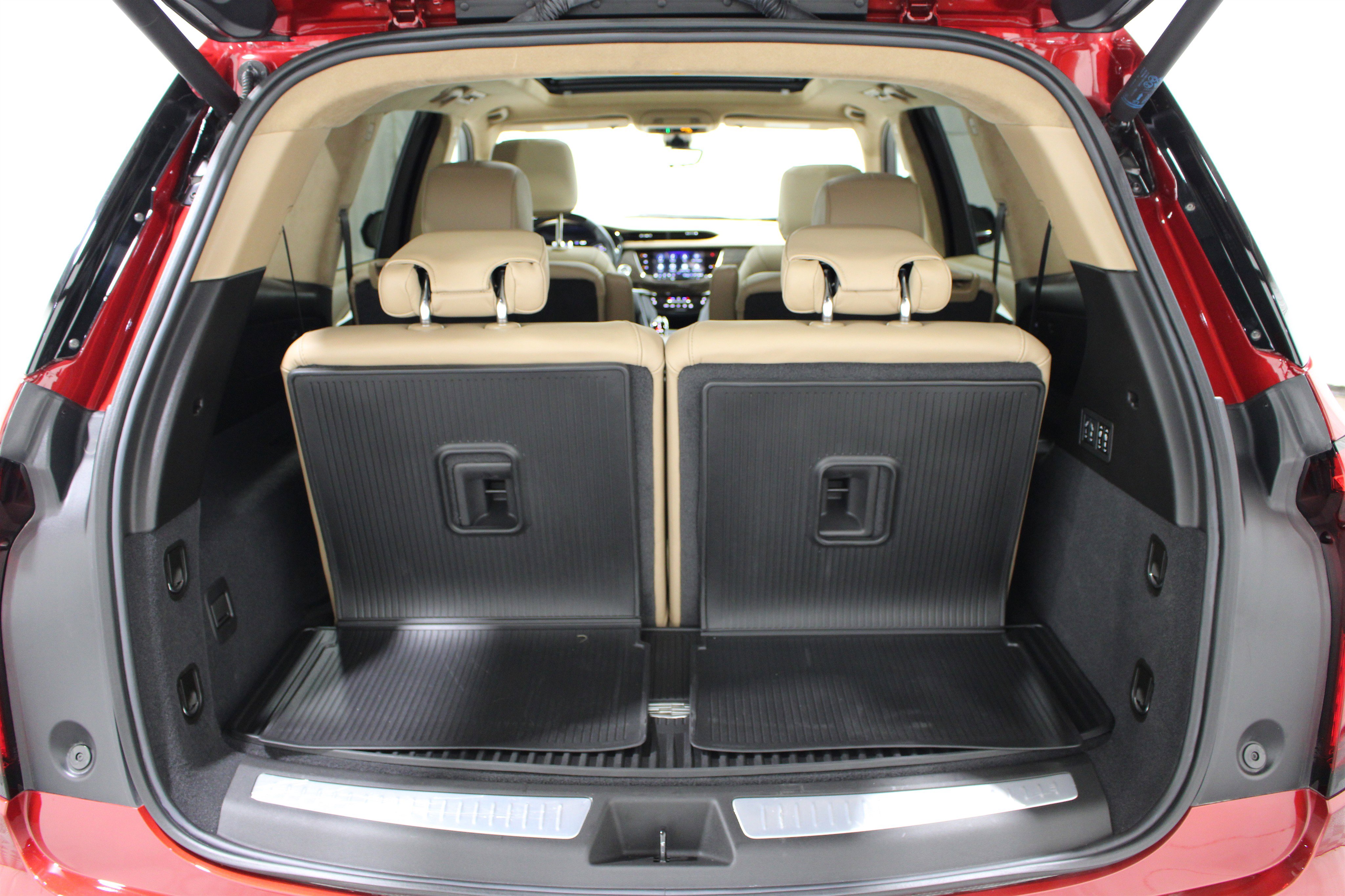 Certified 2025 Cadillac XT6 Premium Luxury w/ Platinum Package image 26